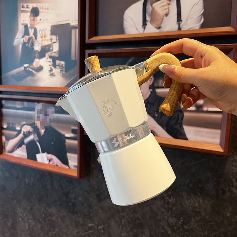 Cafeteira Moka 3/6 Xícaras - C - Hero Coffee Equipment avaliação e preço